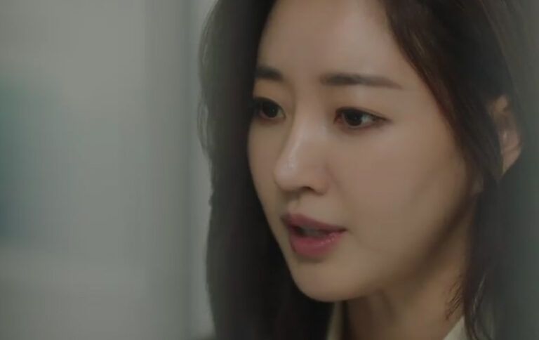 Thematic lines: Hera, The Goddess of Revenge (Episode 6)
